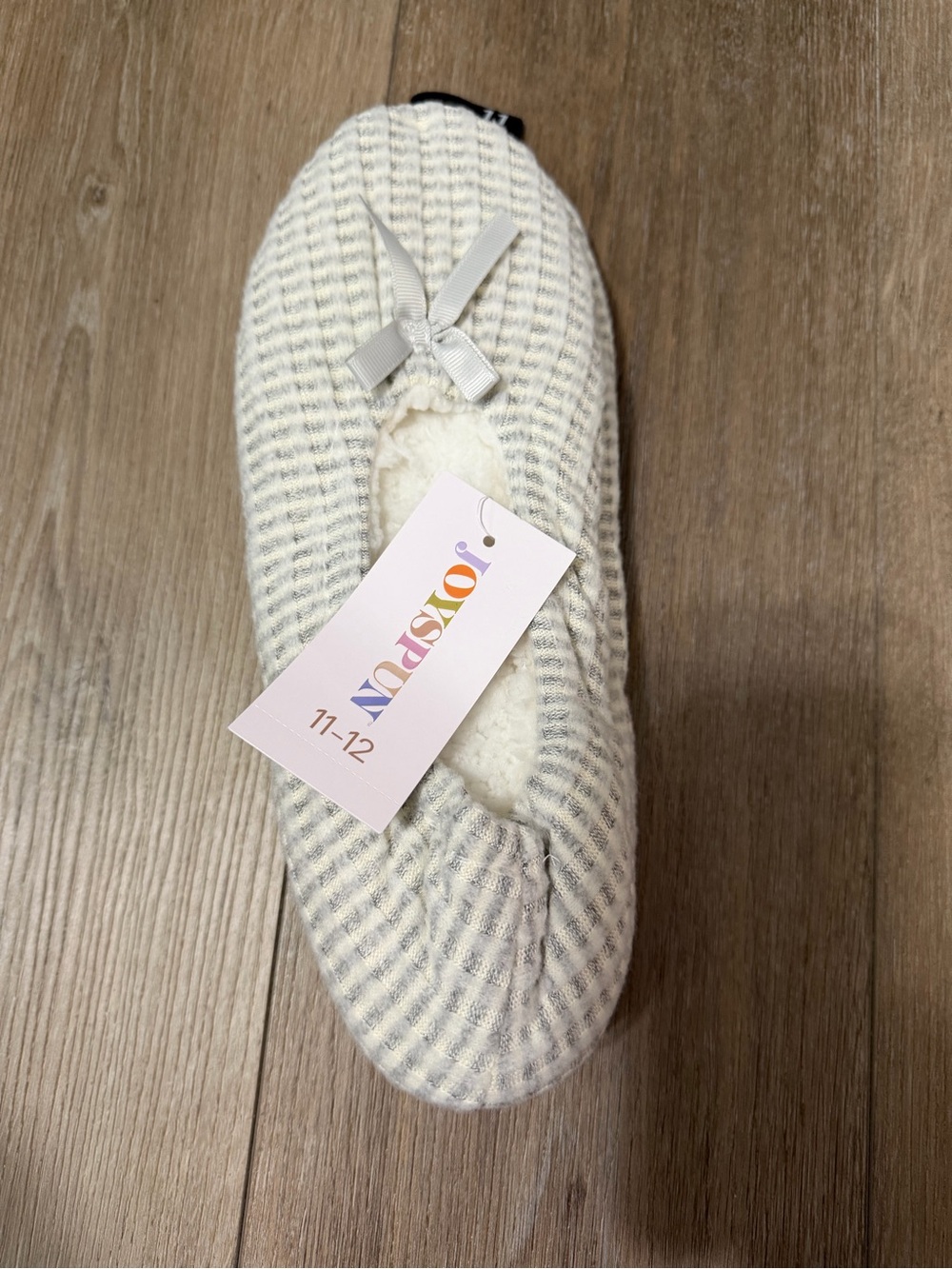 Cozy Striped Slippers in Cream and Light Gray size 11-12